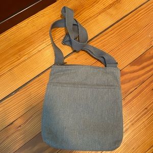 Thirty-one cross body bag